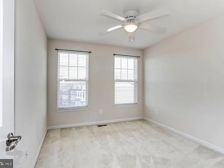 9210 Dawkins Crest Cir — Photo 13