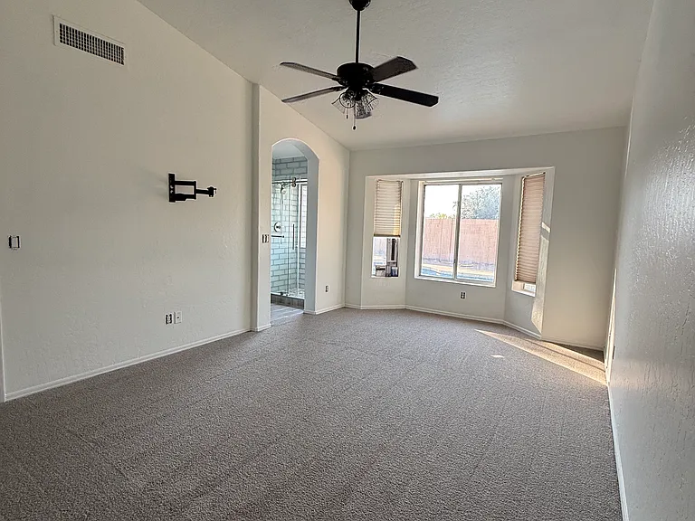678 N Sunway Dr — Photo 7