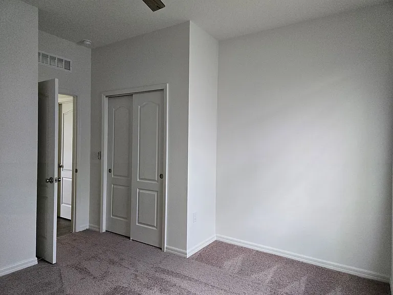 3064 Sanctuary Dr — Photo 6