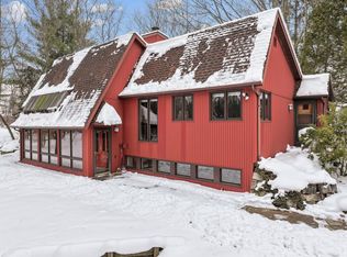 N5976 Lambie Rd, De Pere, WI 54115