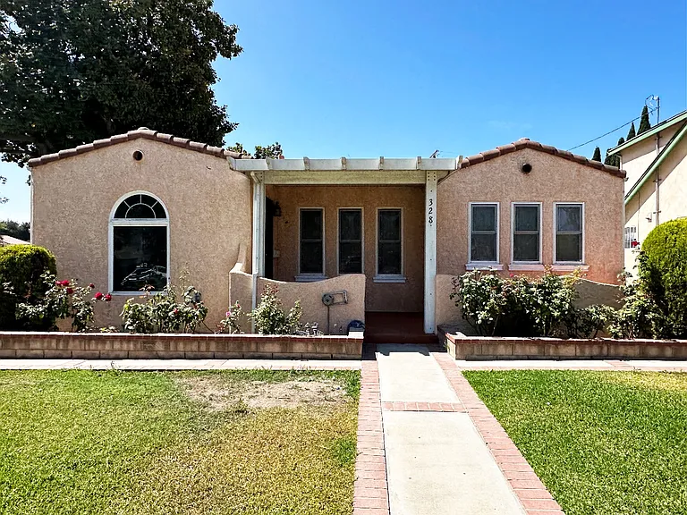 328 E Linda Vista Ave — Photo 13
