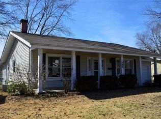 1380 Leisure Dr, Florissant, MO