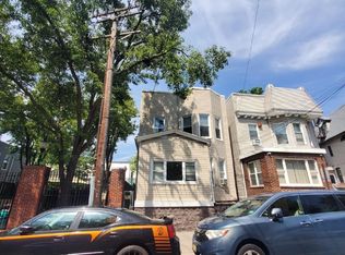 223 Highwood Ave, Weehawken, NJ 07086