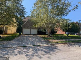 4965 Locherby Dr, Fairburn, GA 30213