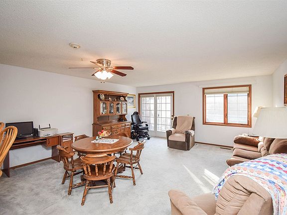 5th image of 1104 W 57th St #303A-303A-303A