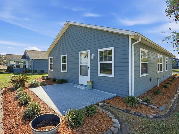 4th image of 37443 Redberry Ct