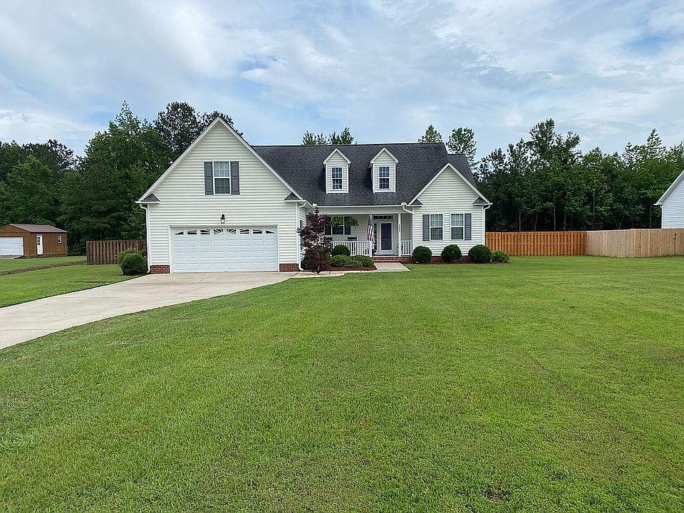 1st image of 2943 Anderson Creek Dr