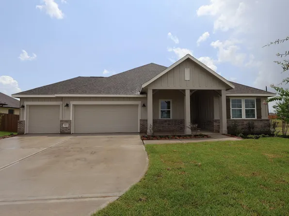 11822 Old Fashion Cir, Mont Belvieu, TX 77535