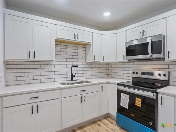 1412 E Avenue D, Temple, TX 76501