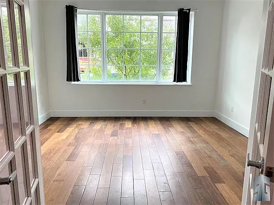 Rented by Skyline Group Real Estate | media 8