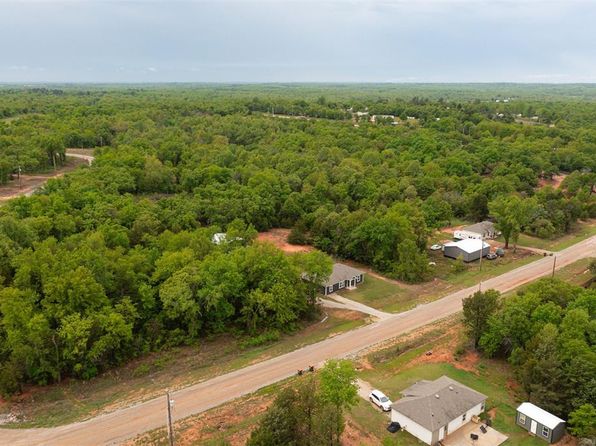 332191 E Caprock Dr, Wellston, OK 74881