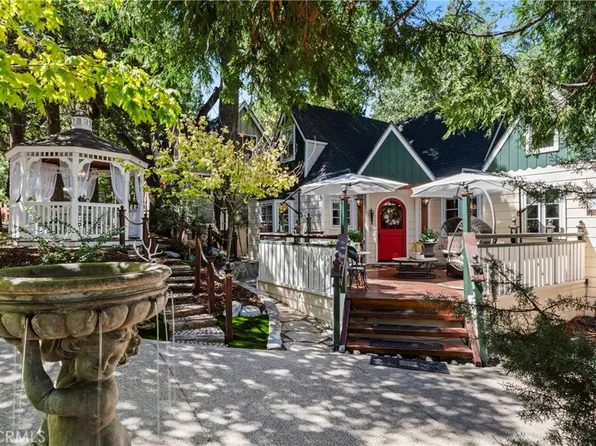 351 Sunset Dr, Lake Arrowhead, CA 92352