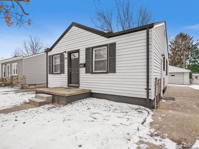 215 W Rutgers Ave, Pontiac, MI, 48340