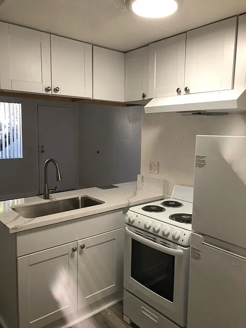 1 bed, 550 sqft, $1,695 — Photo 3