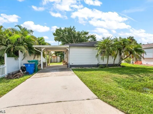 12051 Cypress Dr, Fort Myers, FL 33908