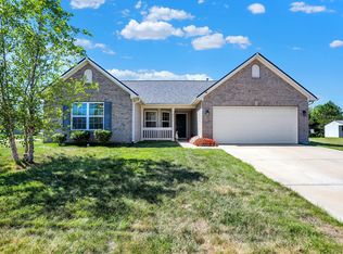 8071 Oriole Point Dr, Avon, IN
