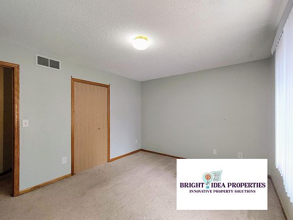 4th image of 380 Gironde Ct