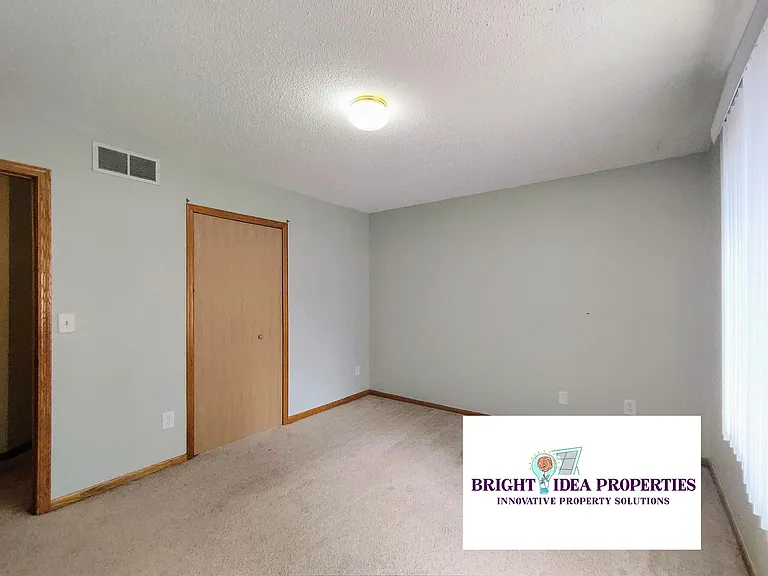 380 Gironde Ct — Photo 4
