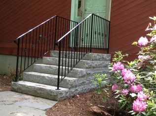 81 White Plains Rd, Norwich, CT 06360