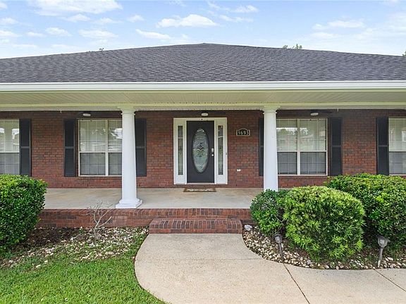 5th image of 9693 Saddlebrook Dr S