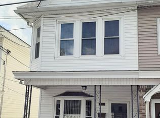 204 Virginia Ave, Shenandoah, PA 17976