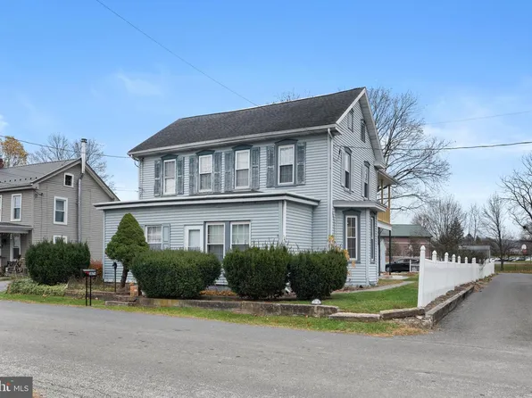 3876 Lincoln St, Chambersburg, PA 17202