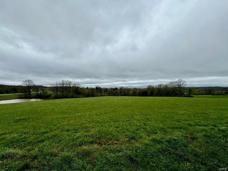 2nd image of 11 Stone Cottage Ct