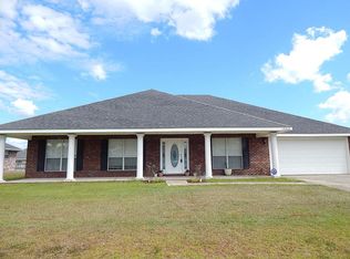 15306 Camelot Dr, Diberville, MS 39540