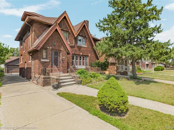 7523 Freda St, Dearborn, MI 48126