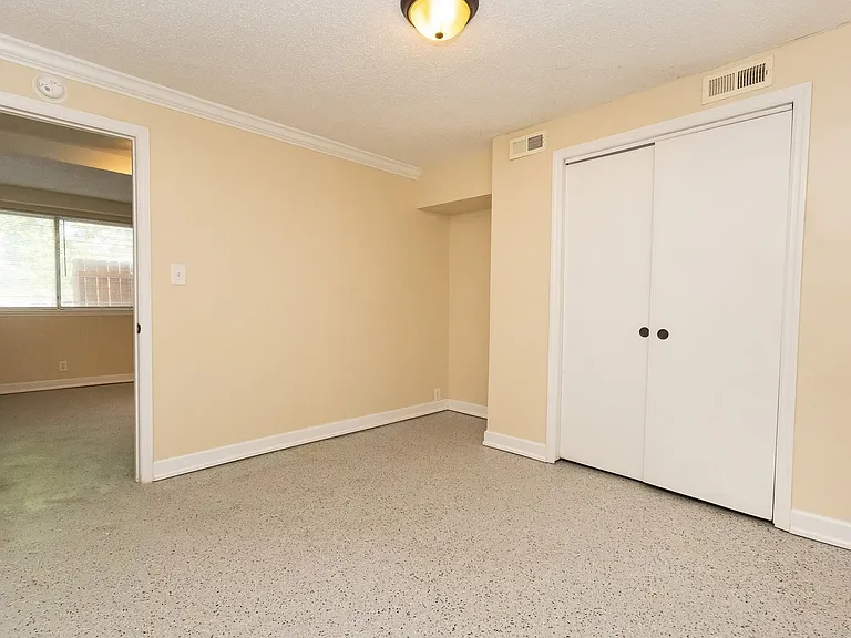 1309 Labrea Dr #B — Photo 5