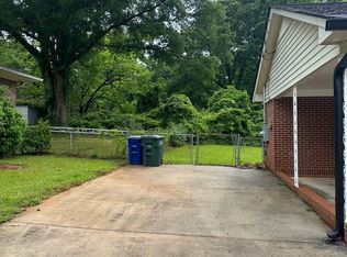 306 Leola Dr, Griffin, GA 30224