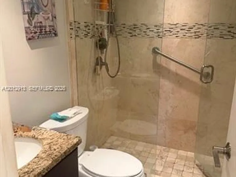 2333 Brickell Ave #812 — Photo 16
