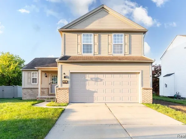 255 Forthton Dr, Troy, MI 48084
