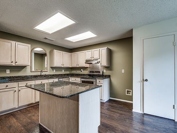 2nd image of 11094 Kimes Park Dr