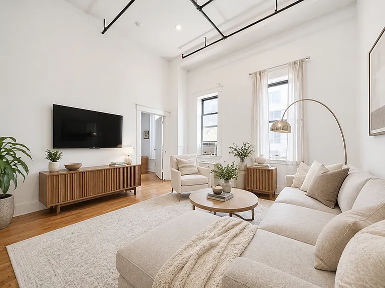 68 Richardson St #303 — Photo 2