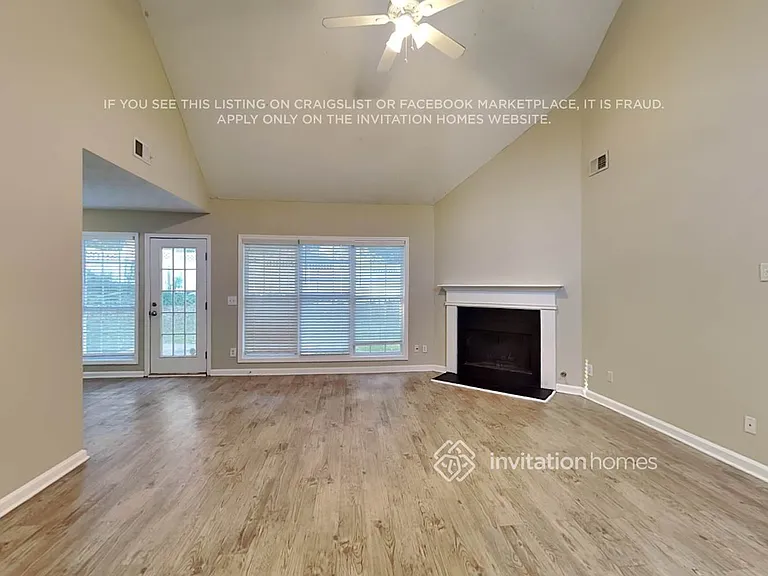 6216 Nellie Ct SE — Photo 3