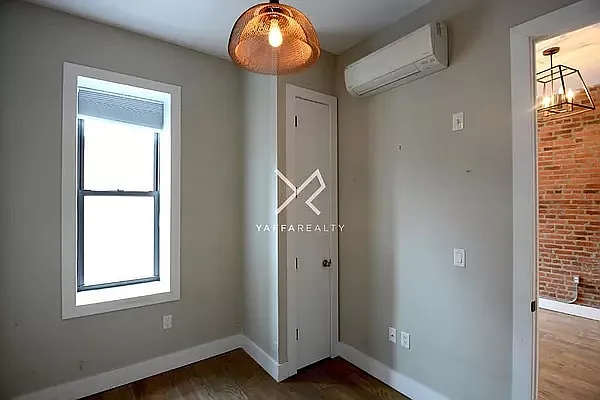 Rented by Yaffa Realty LLC | media 19