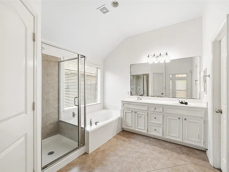 3802 Windmill Links Dr — Photo 17