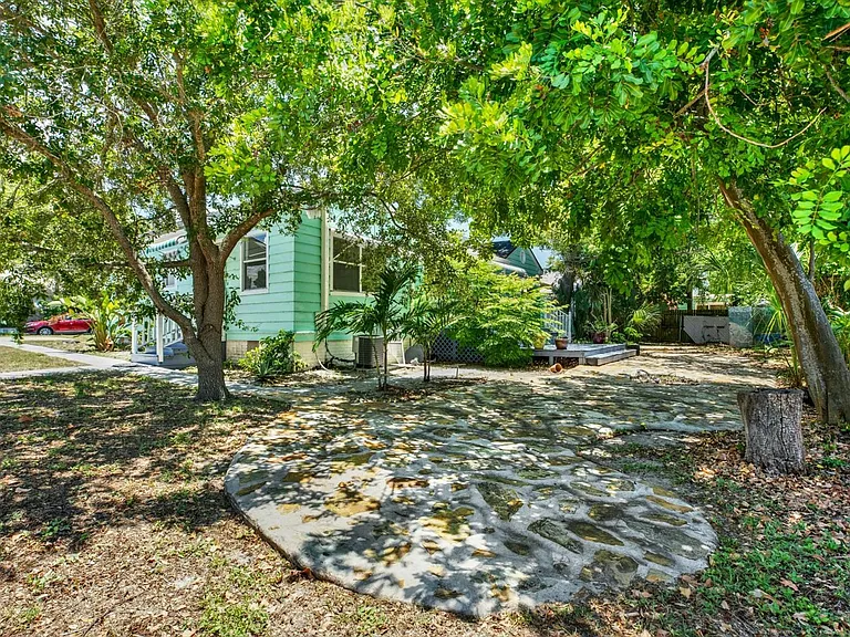 1614 N Osceola Ave — Photo 26