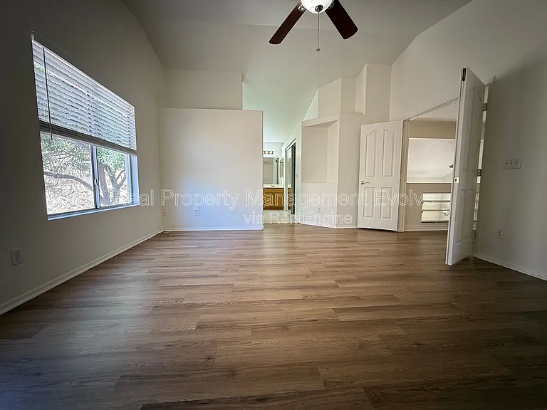16838 S 20th Pl — Photo 23