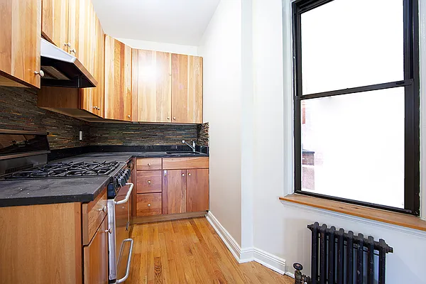 Rented by R New York | media 3