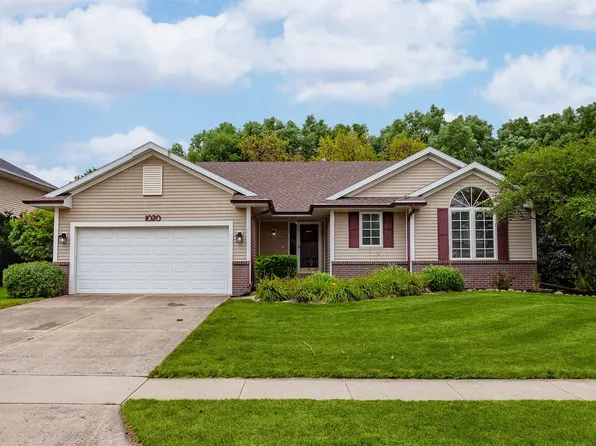 1020 SE Indigo Ln, Waukee, IA 50263