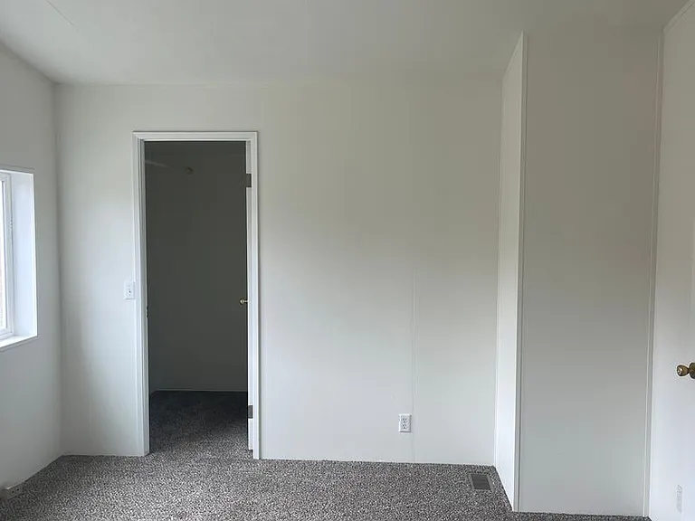 1481 Tozer Rd — Photo 16