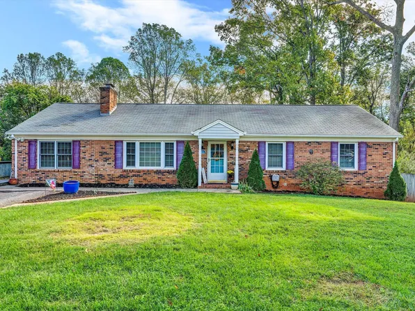 169 Indian Ridge Dr, Lynchburg, VA 24502