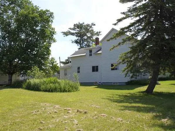 304 12th Ave W, Ashland, WI 54806