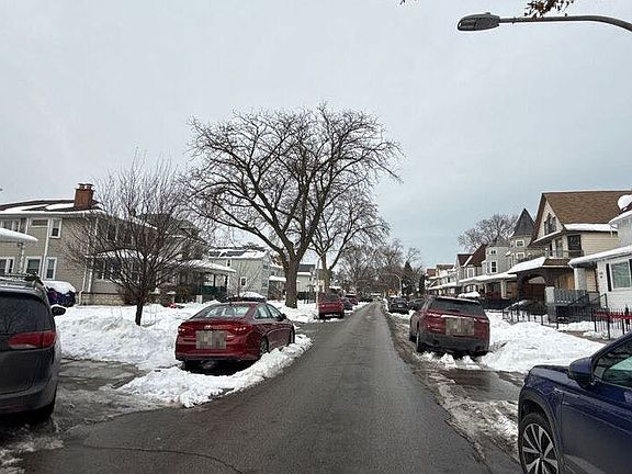 5th image of 119 N Lorel Ave