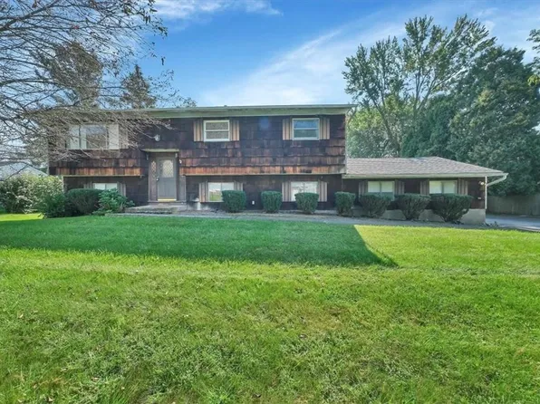 363 Lake Shore Drive, Monroe, NY 10950