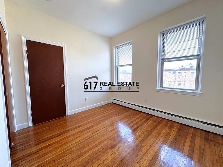 64-306 Brighton Ave — Photo 9