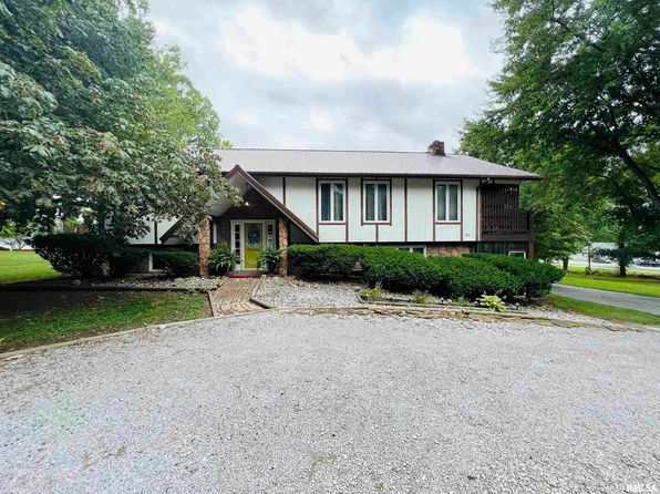 1105 Washington St, Eldorado, IL 62930