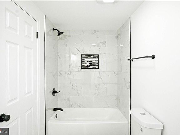 2nd image of 3221 Laurel Grove Rd